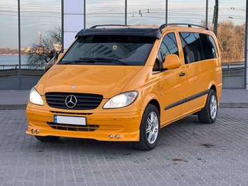 Козирьок на лобове скло (чорний глянець, 5мм) для Mercedes Vito W639 2004-2014 рр 5483g049 фото