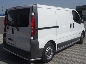 Задній захист з кутами (нерж) для Renault Trafic 2001-2015 рр dug790112 фото